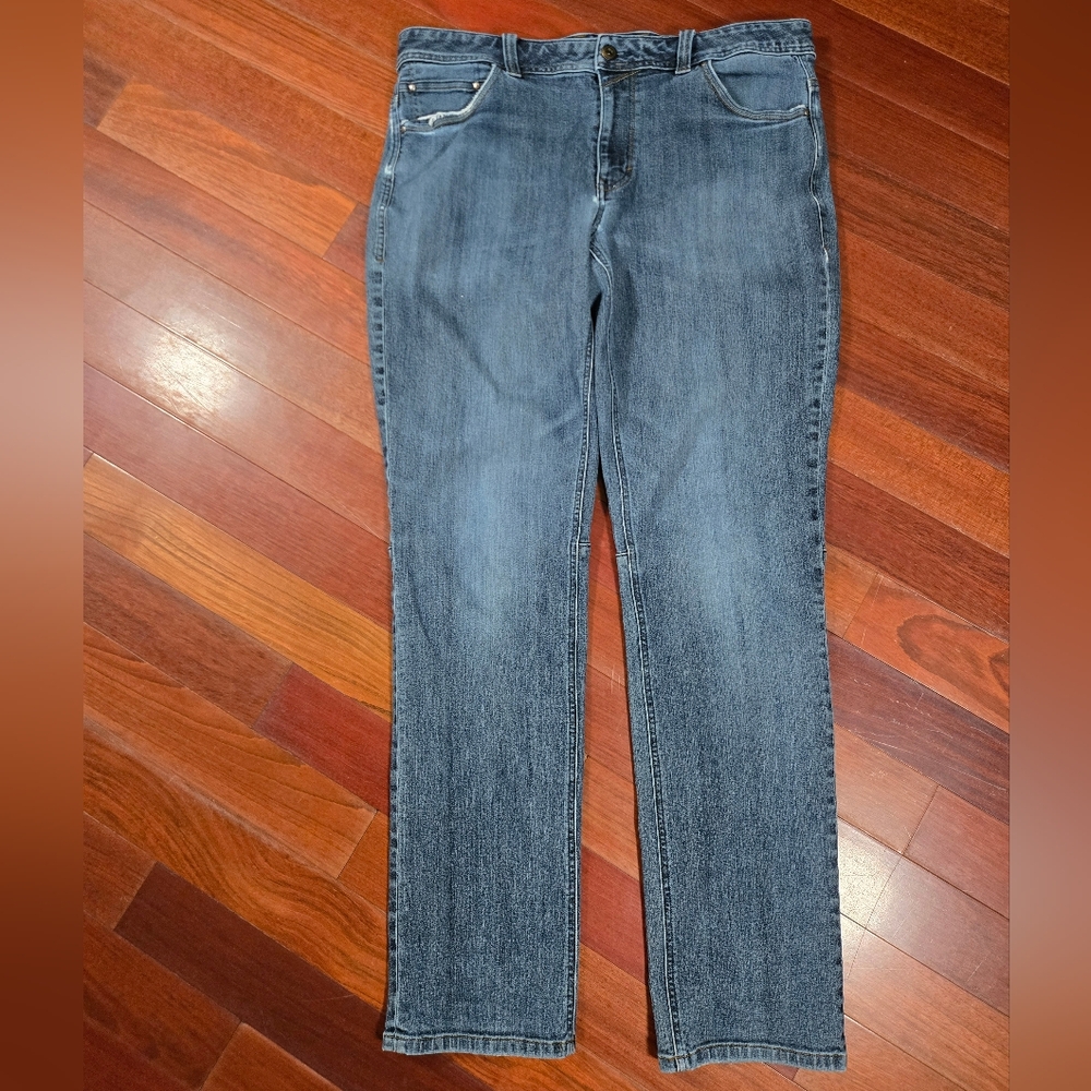 Marmot Men's Straight Jeans Distessed  in Dark Blue Stretchy Denium  XL 36×32